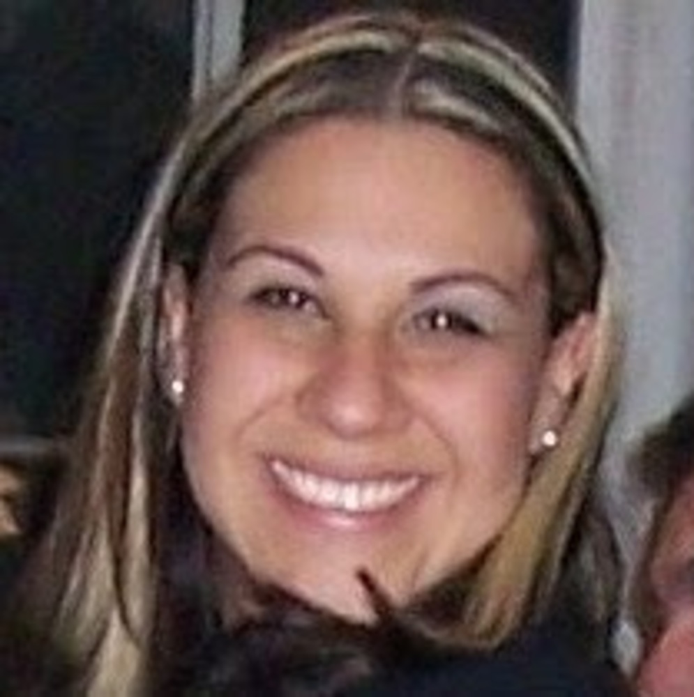 Meet your Posher, Claudia